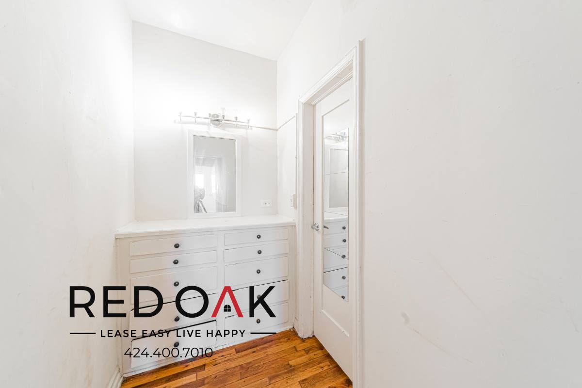 Apartment for rent at 836 Sanborn Ave #315, Los Angeles, CA 90029