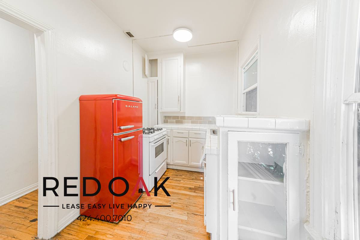 Apartment for rent at 836 Sanborn Ave #315, Los Angeles, CA 90029