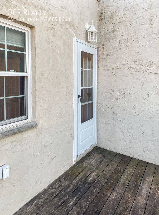 Apartment for rent at 1122 E Passyunk Ave #6, Philadelphia, PA 19147