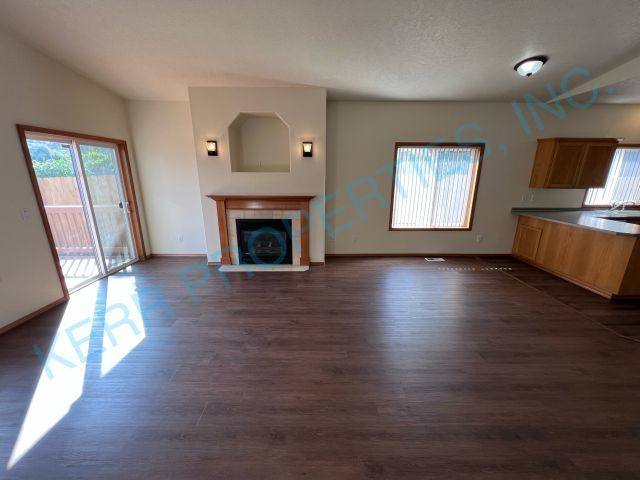 House for rent at 3794 NE Fairview Lake Way, Fairview, OR 97024