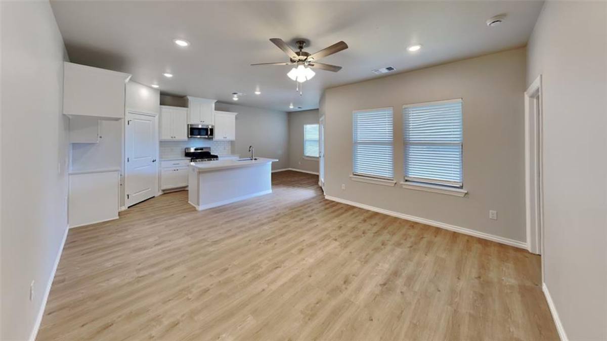 House for rent at 7036 Labelle Dr, Oklahoma City, OK 73132