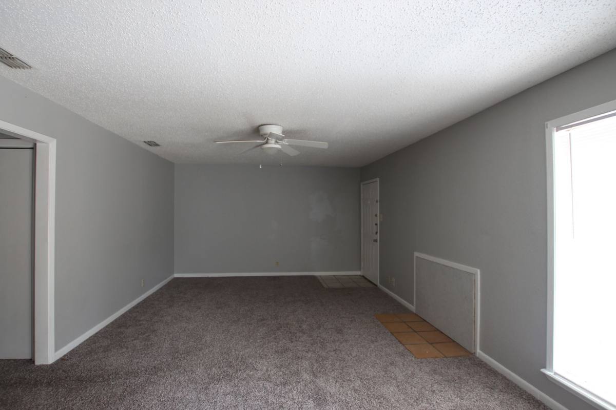 Apartment for rent at 4222 S Park Dr, Tyler, TX 75703
