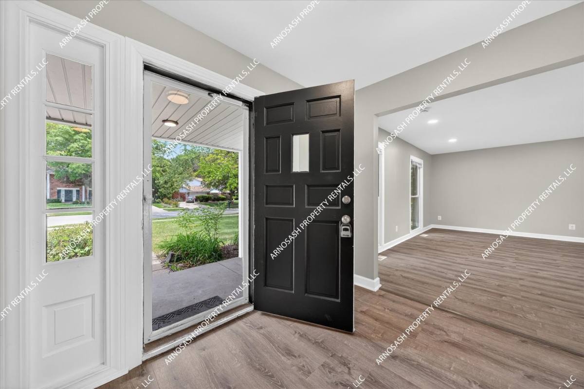 House for rent at 27345 Harvard, Southfield, MI 48076