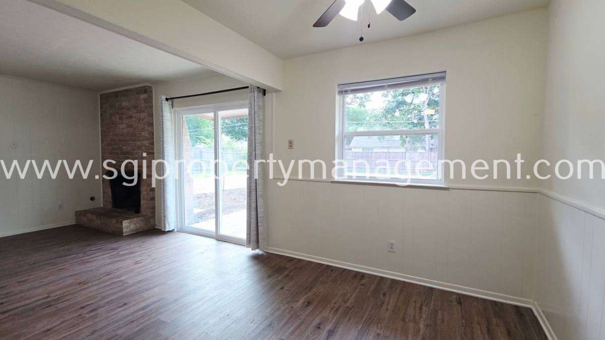 House for rent at 738 Kingswood Ave, Richardson, TX 75080
