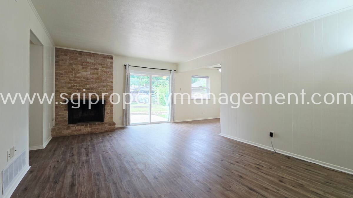 House for rent at 738 Kingswood Ave, Richardson, TX 75080