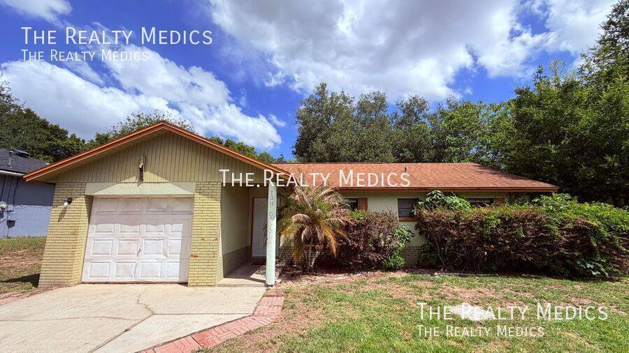House for rent at 104 E Osceola St, Clermont, FL 34715