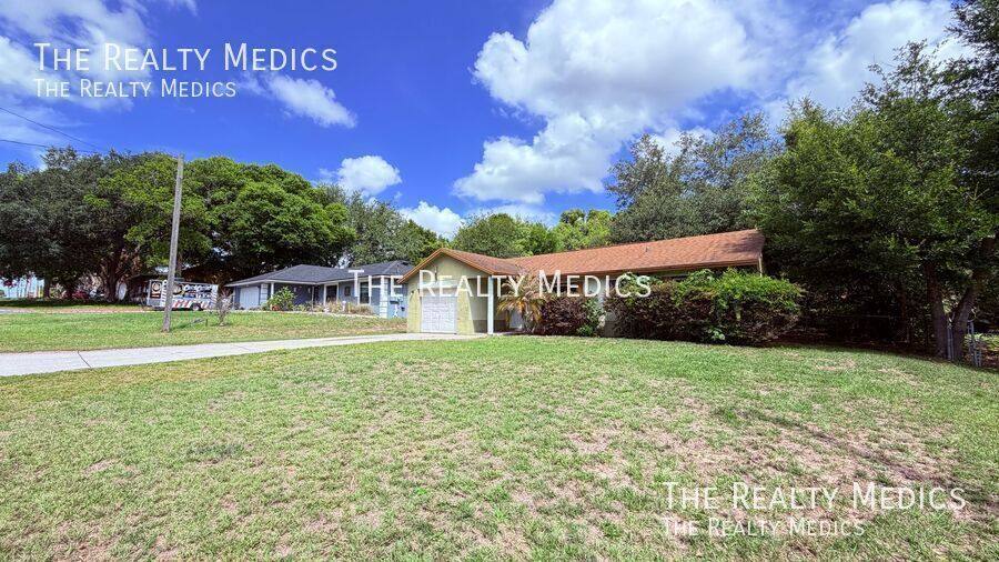 House for rent at 104 E Osceola St, Clermont, FL 34715