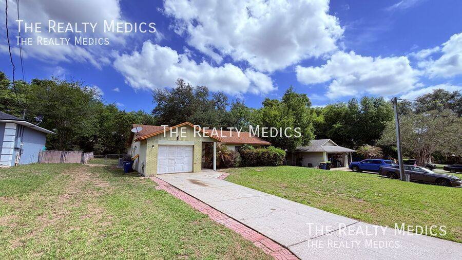 House for rent at 104 E Osceola St, Clermont, FL 34715