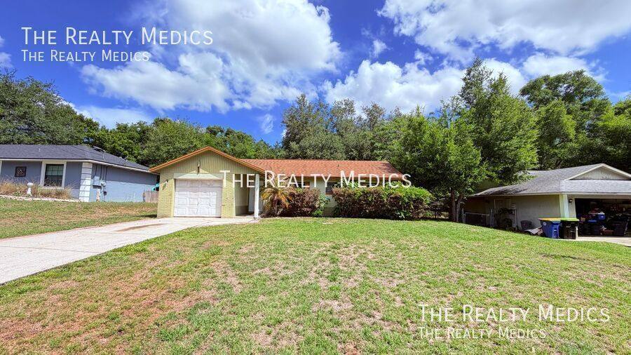 House for rent at 104 E Osceola St, Clermont, FL 34715