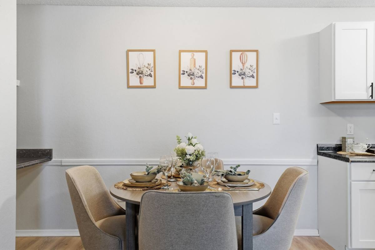 Apartment for rent at 2500 Thomas Dr, Edmond, OK 73003