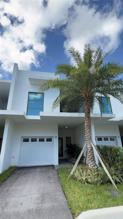 Townhouse for rent at 2526 Pierce St #6, Hollywood, FL 33020