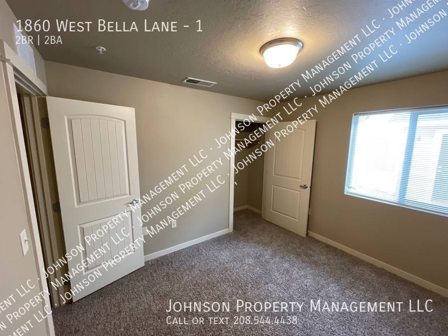 Townhouse for rent at 1860 W Bella Lane #1, Nampa, ID 83651