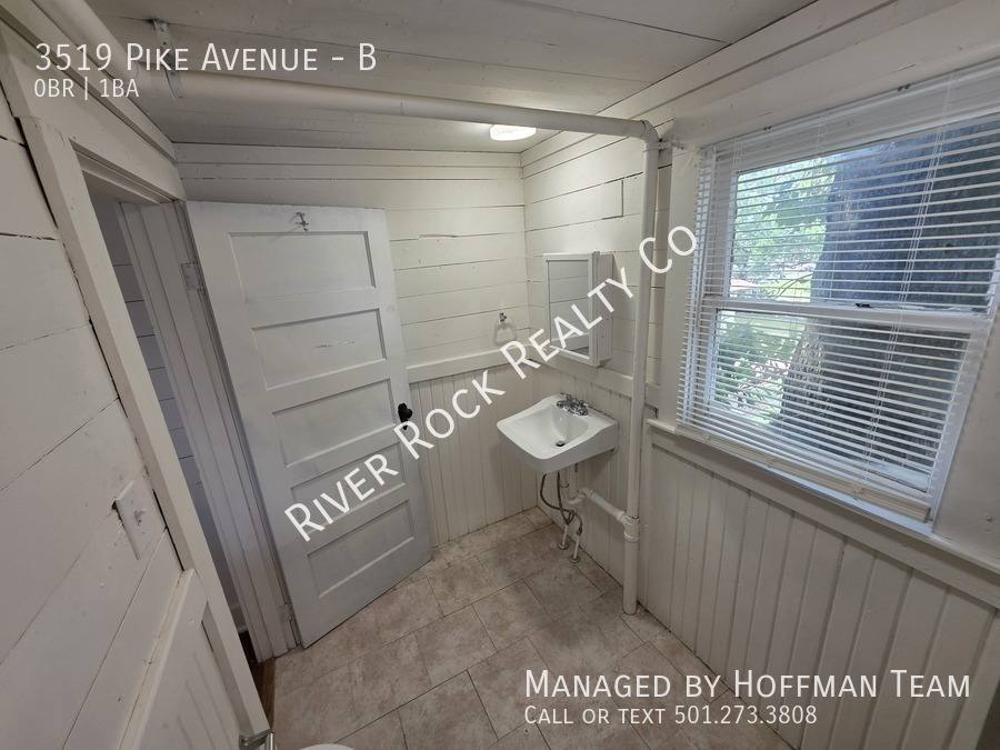 Apartment for rent at 3519 Pike Ave #B, North Little Rock, AR 72118