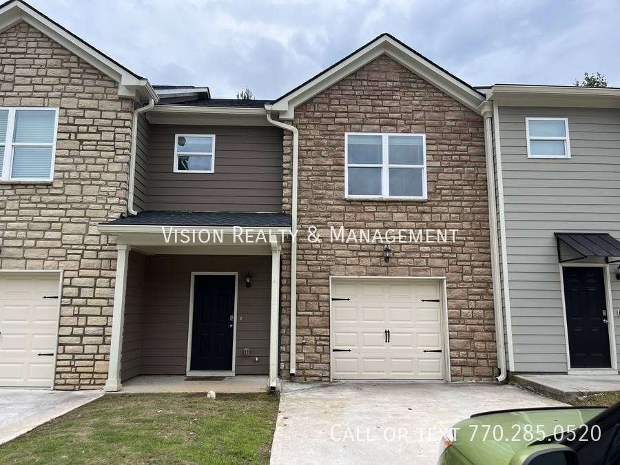 Townhouse for rent at 8324 Triple Crown Dr, Douglasville, GA 30134