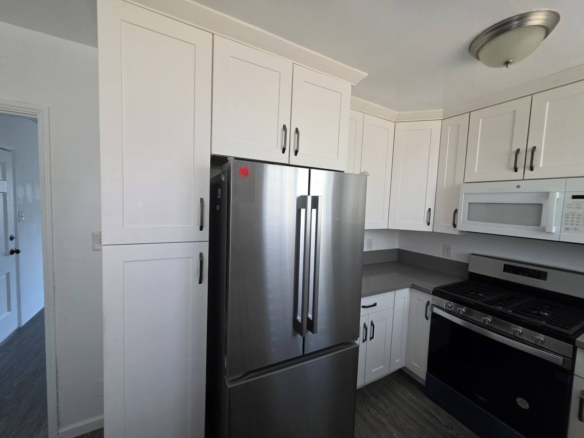 Apartment for rent at 1349 W 35th Place #2, Los Angeles, CA 90007