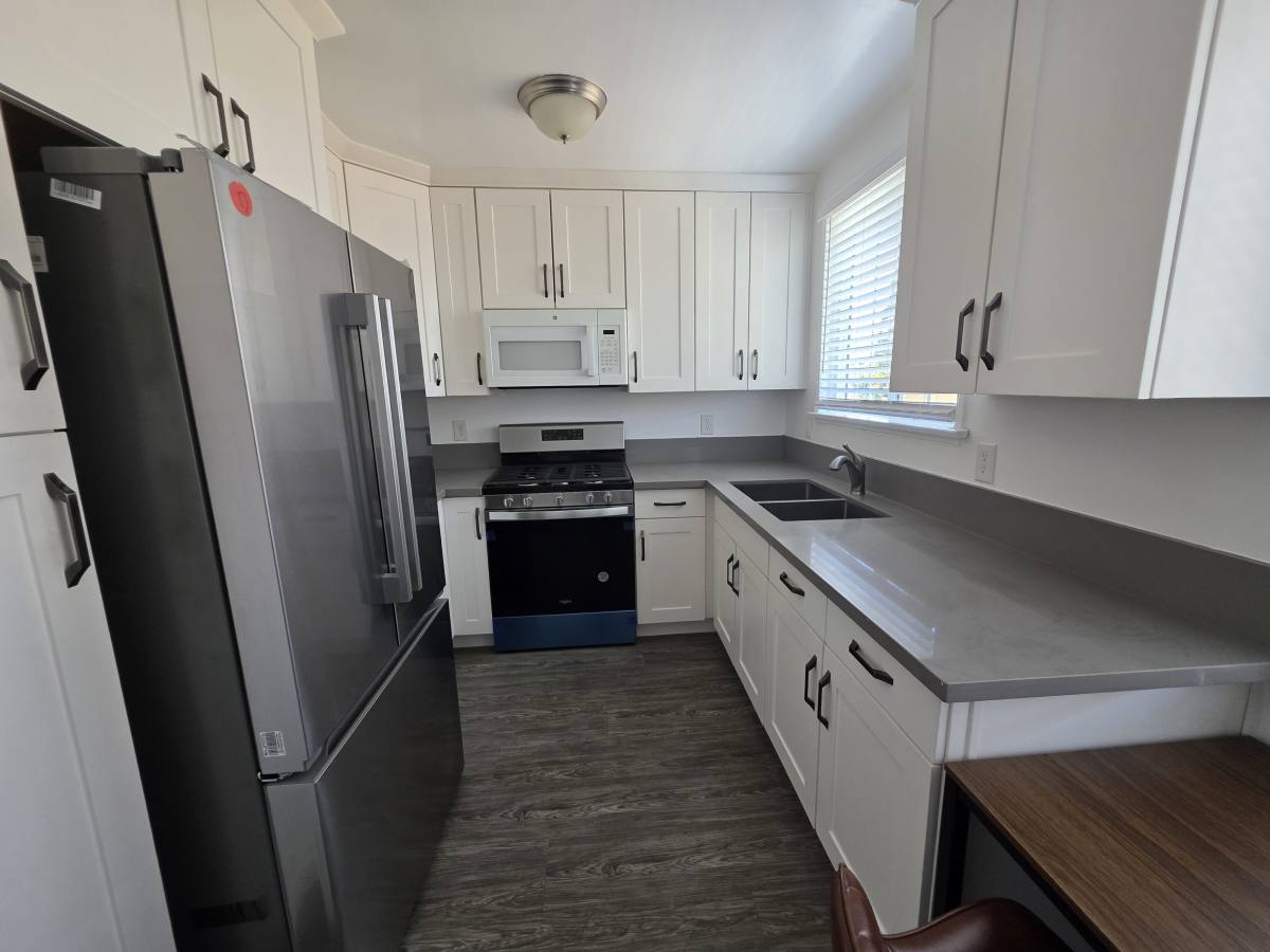 Apartment for rent at 1349 W 35th Place #2, Los Angeles, CA 90007
