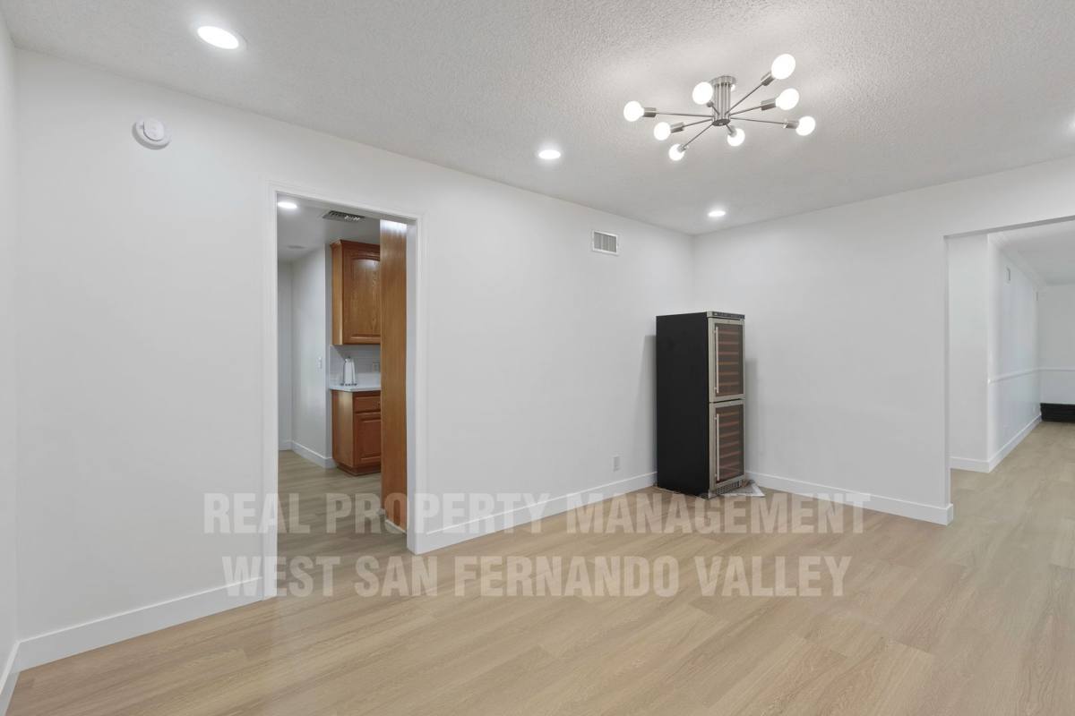 House for rent at 12920 Aetna St, Van Nuys, CA 91401