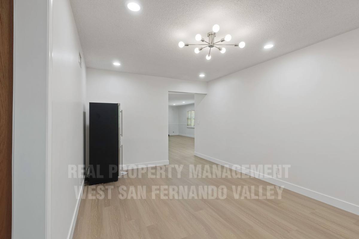 House for rent at 12920 Aetna St, Van Nuys, CA 91401