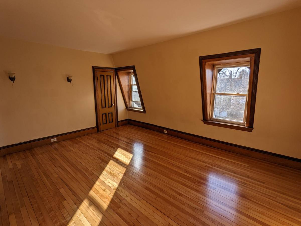 Apartment for rent at 10 Day Ave, Westfield, MA 01085