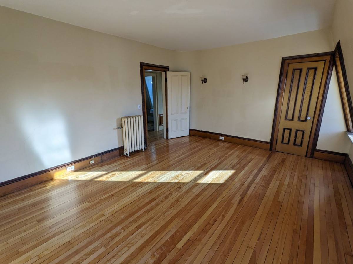 Apartment for rent at 10 Day Ave, Westfield, MA 01085