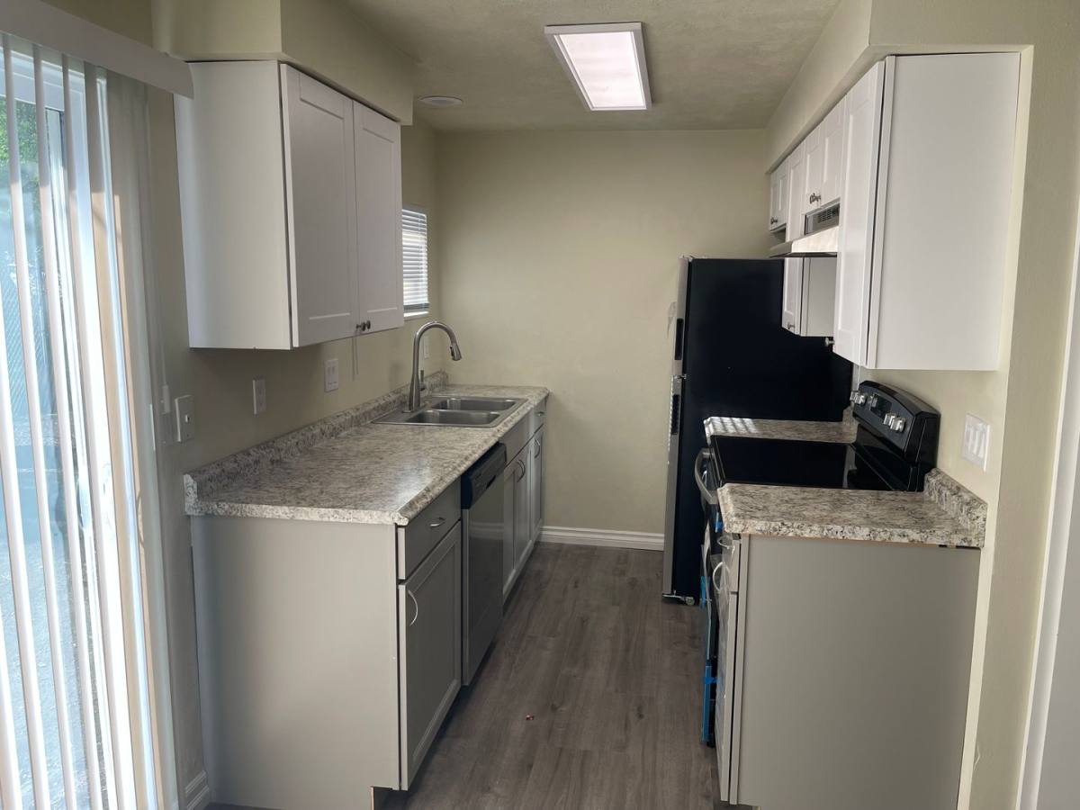Apartment for rent at 637 & 639 S Ralph St, Spokane, WA 99202