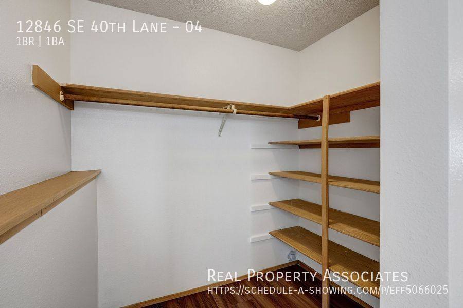 Apartment for rent at 12846 SE 40th Lane #4, Bellevue, WA 98006