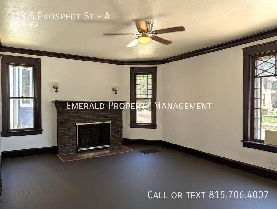 Apartment for rent at 333 S Prospect St #A, Rockford, IL 61104