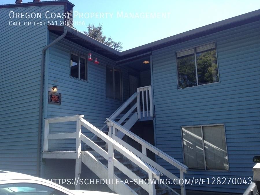 Apartment for rent at 3940 Evergreen Ave #5, Depoe Bay, OR 97341