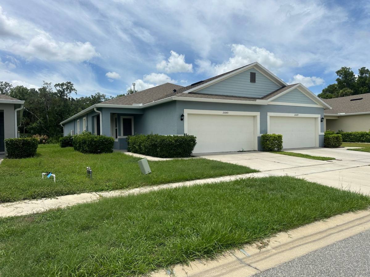House for rent at 20043 Royal Tern Court, Leesburg, FL 34748