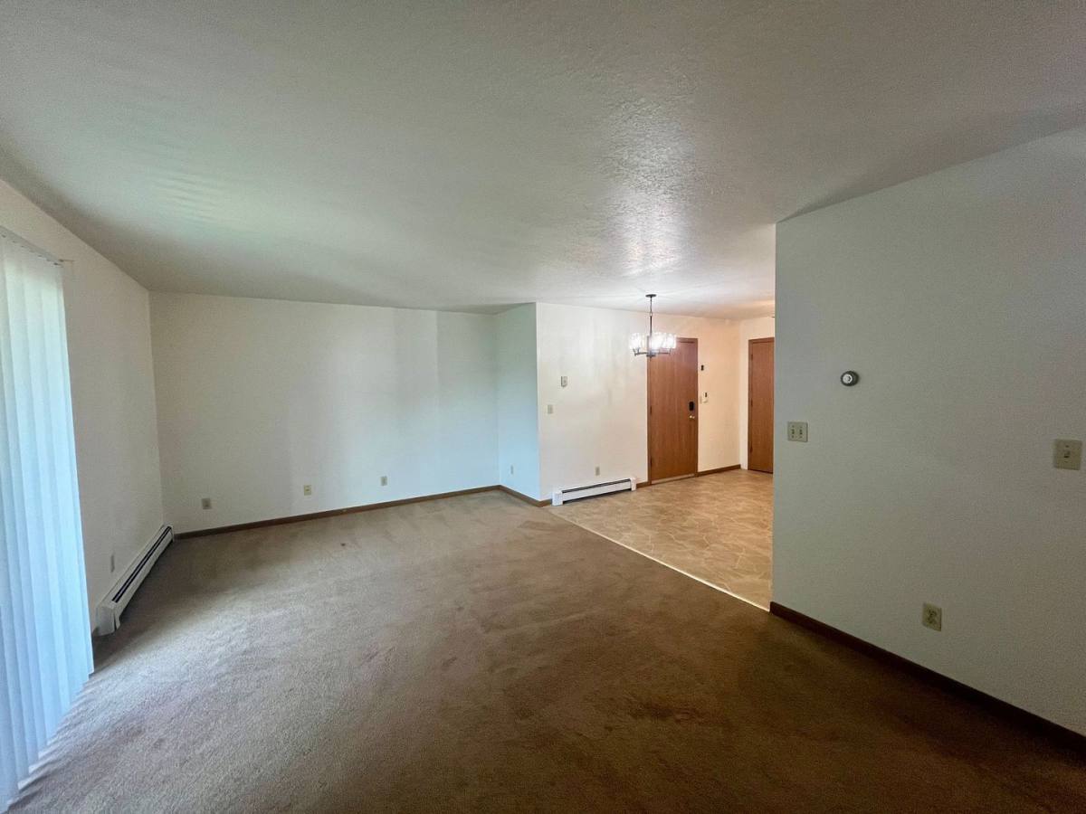 Apartment for rent at 2710 Washington Ave, Plover, WI 54467