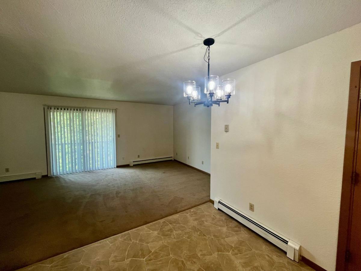 Apartment for rent at 2710 Washington Ave, Plover, WI 54467
