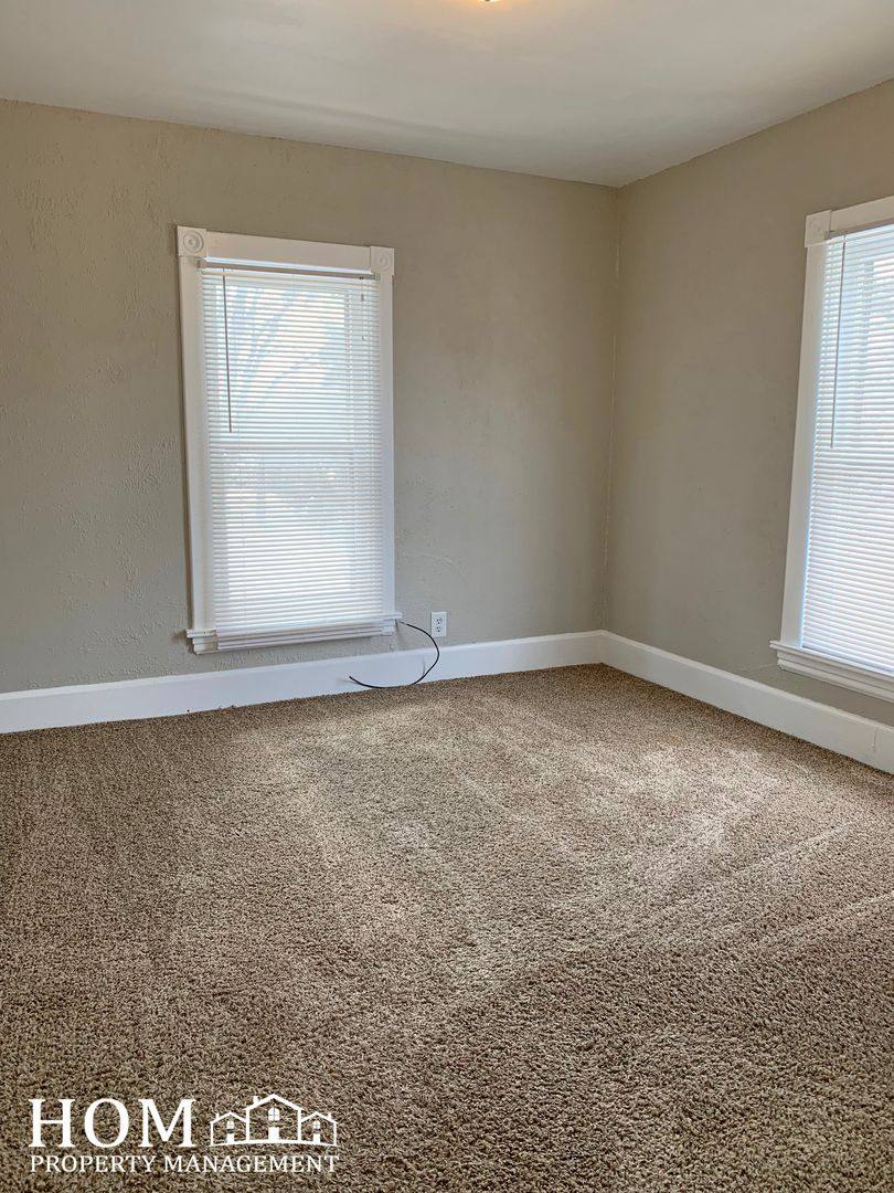 House for rent at 431 N 5th St, Mankato, MN 56001