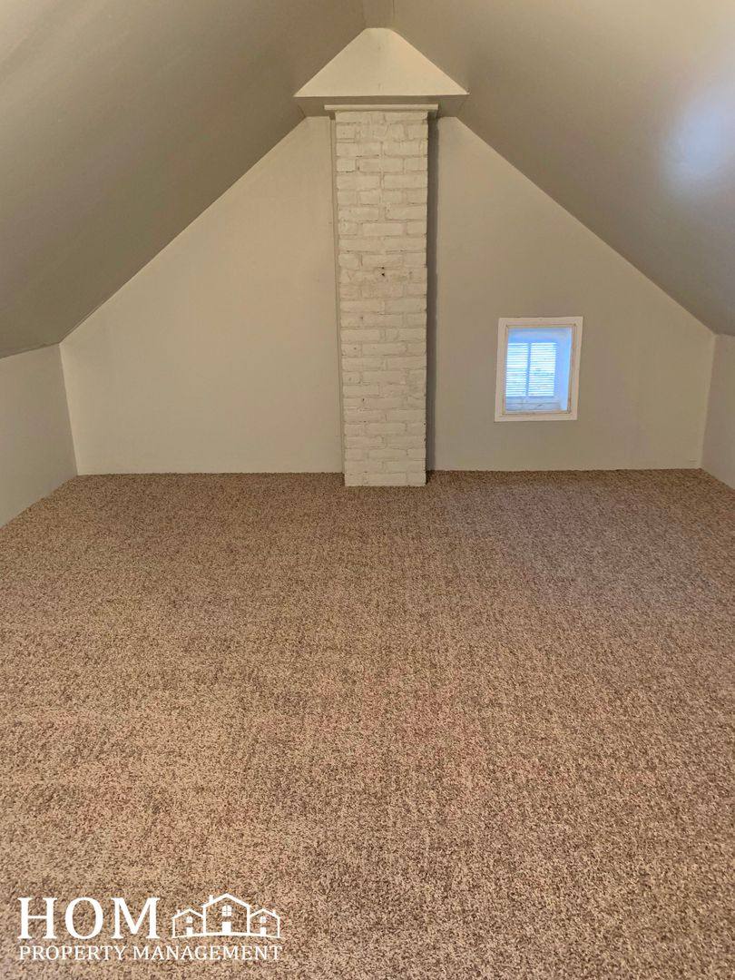 House for rent at 431 N 5th St, Mankato, MN 56001