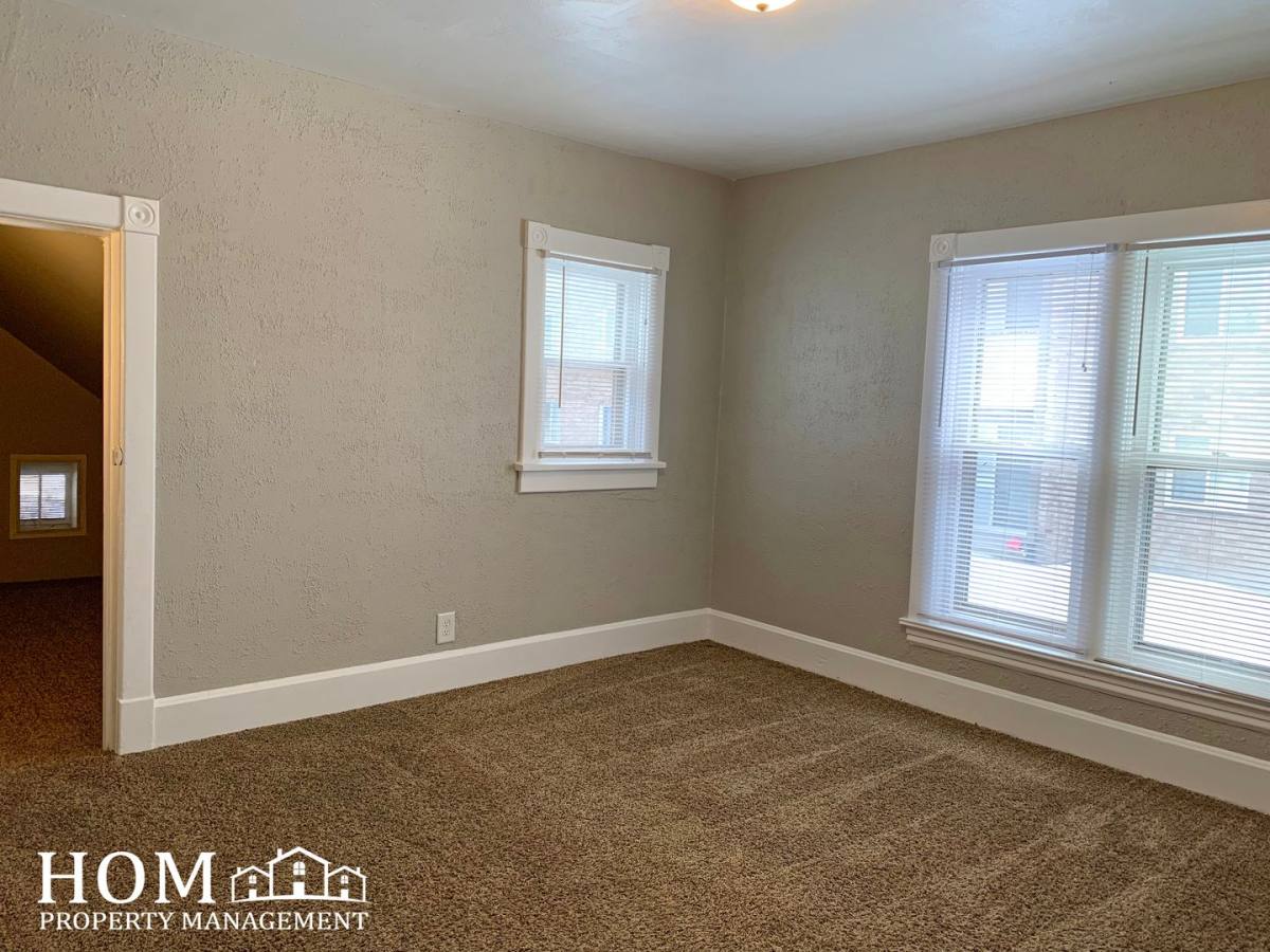 House for rent at 431 N 5th St, Mankato, MN 56001