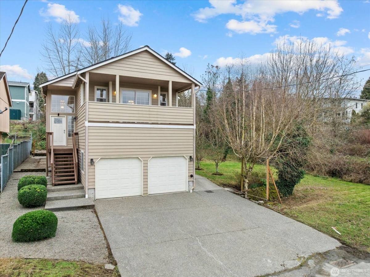 House for rent at 3001 S Charlestown St, Seattle, WA 98144