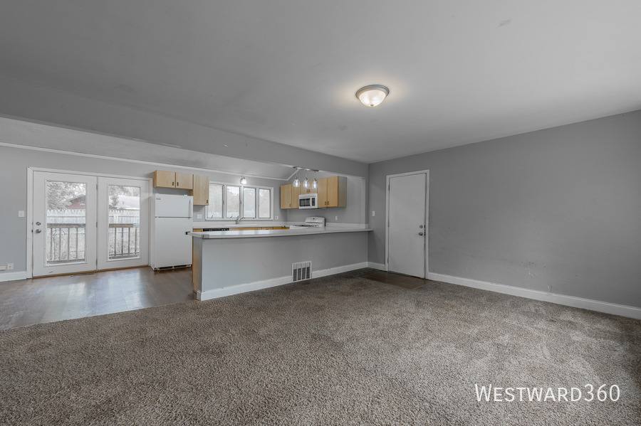 House for rent at 2221 Belmont Ave #SFH, Joliet, IL 60432