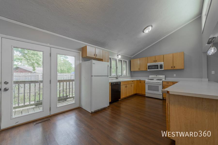 House for rent at 2221 Belmont Ave #SFH, Joliet, IL 60432