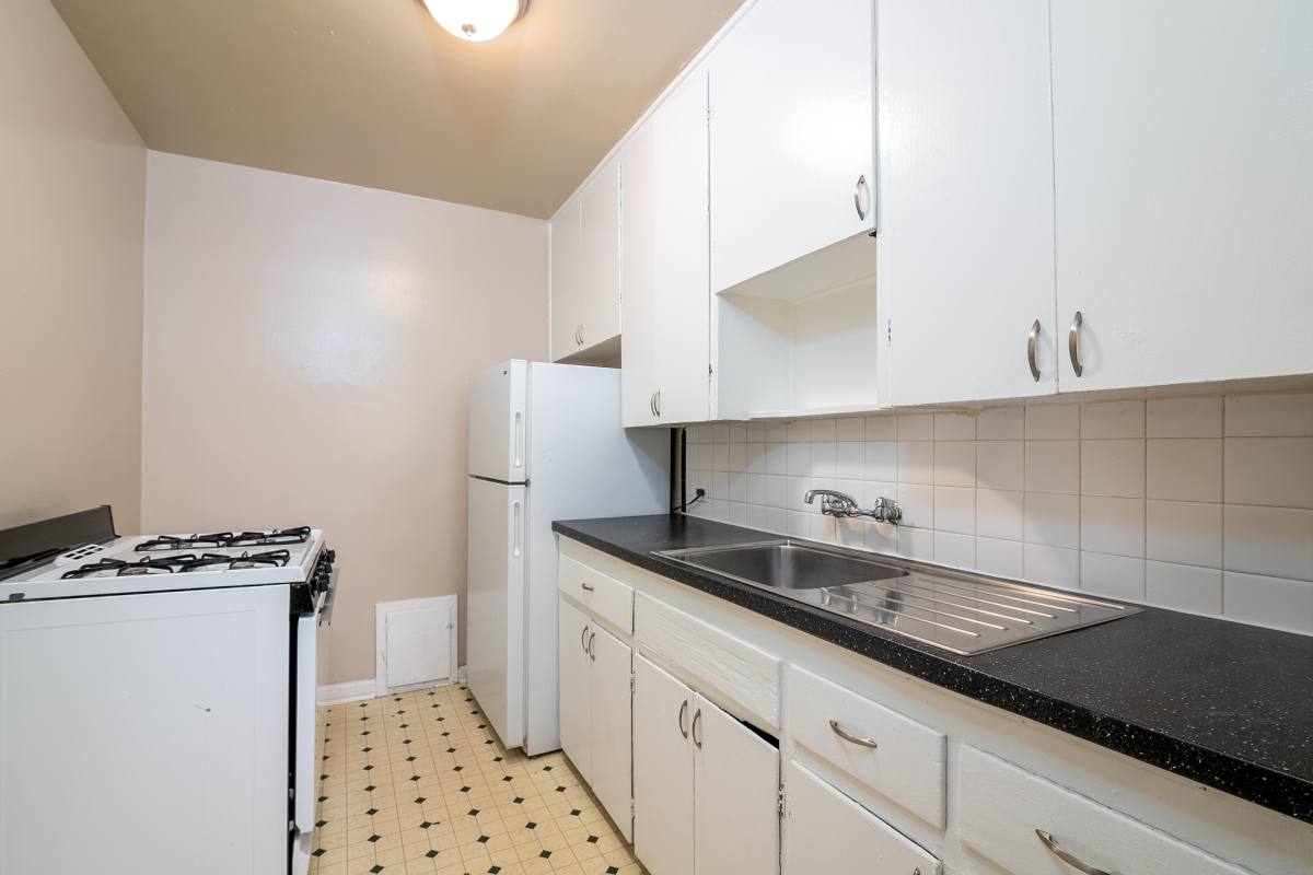 Apartment for rent at 1520 Grape St #6, Denver, CO 80220