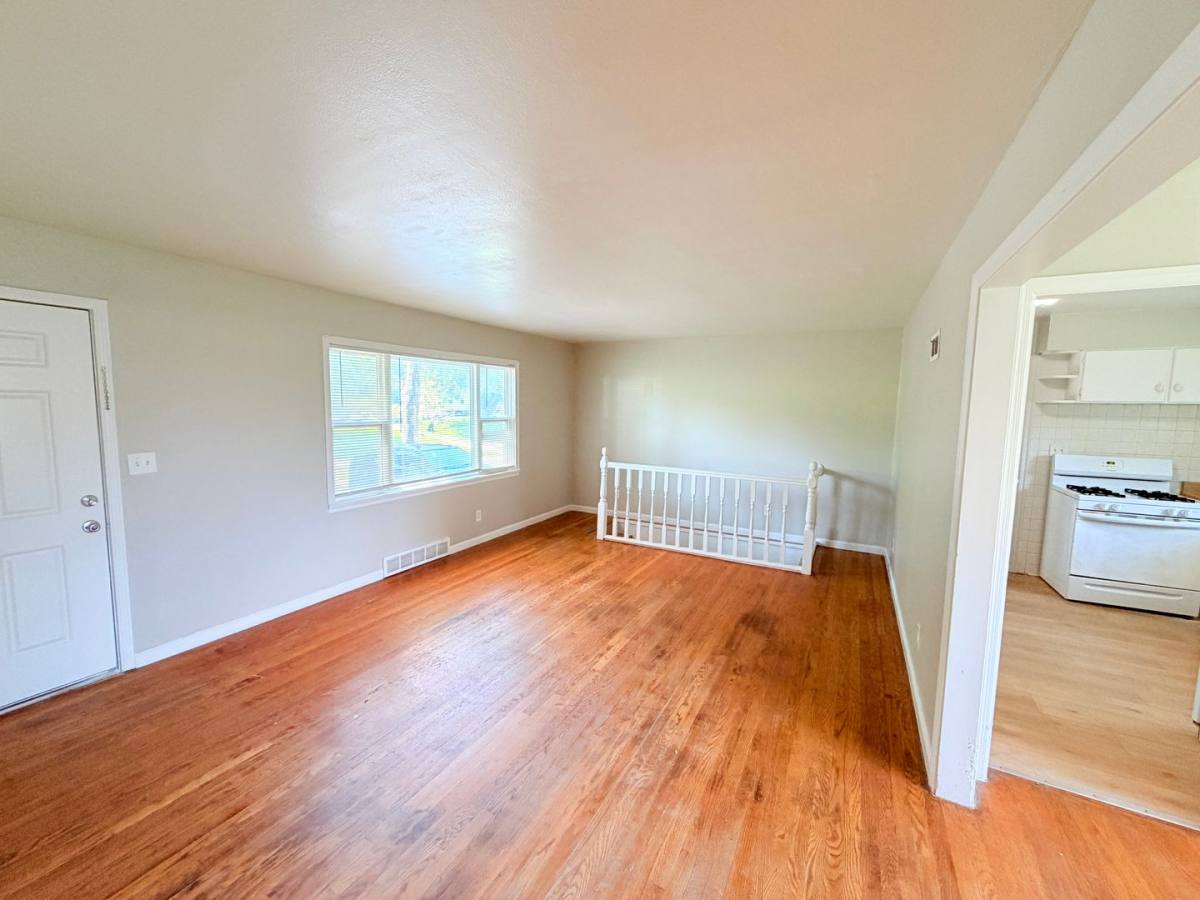 House for rent at 5403 Booth Ave, Kansas City, MO 64129