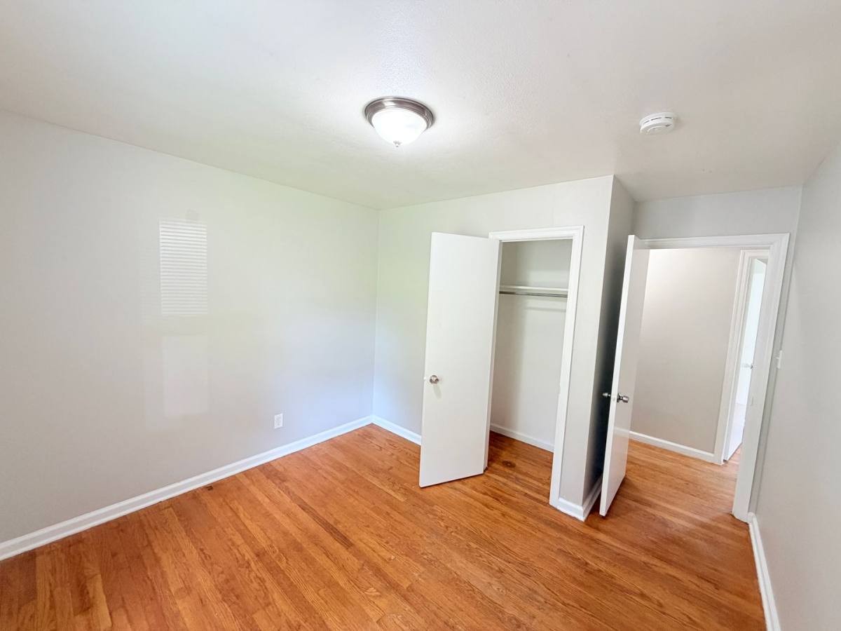 House for rent at 5403 Booth Ave, Kansas City, MO 64129
