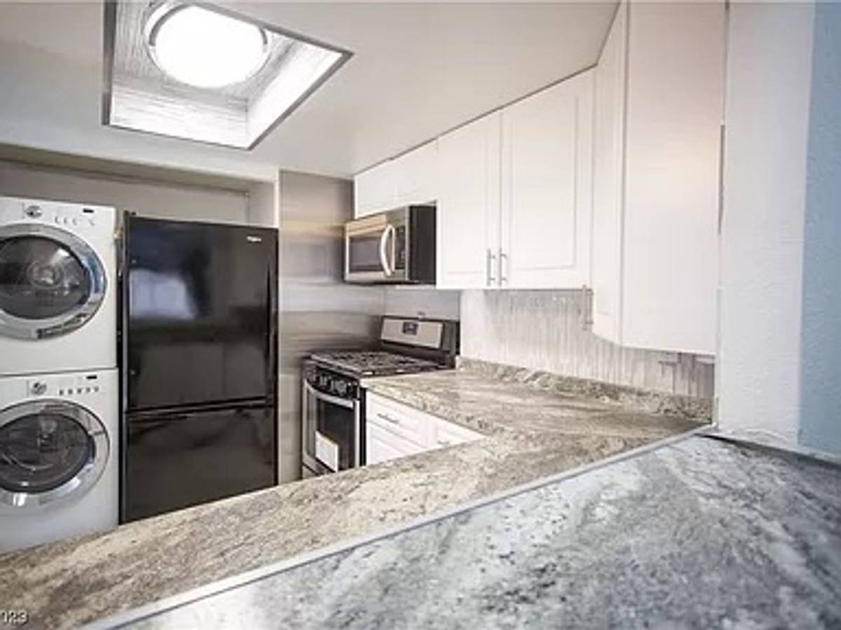 Townhouse for rent at 2212 High Dunes, Laughlin, NV 89029