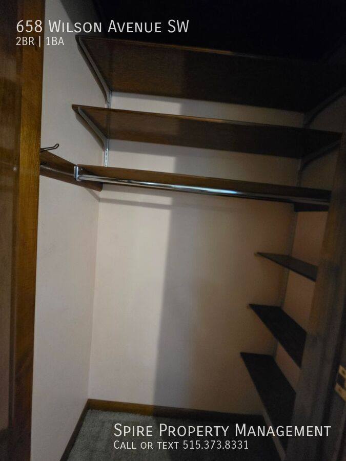 Apartment for rent at 658 Wilson Ave SW, Cedar Rapids, IA 52404