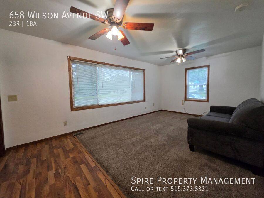 Apartment for rent at 658 Wilson Ave SW, Cedar Rapids, IA 52404
