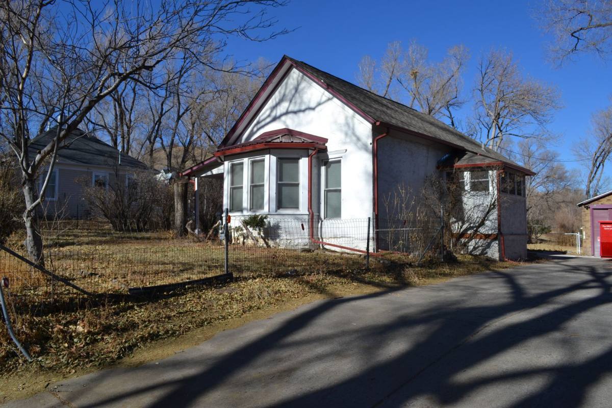 House for rent at 526 W Dale St, Colorado Springs, CO 80905