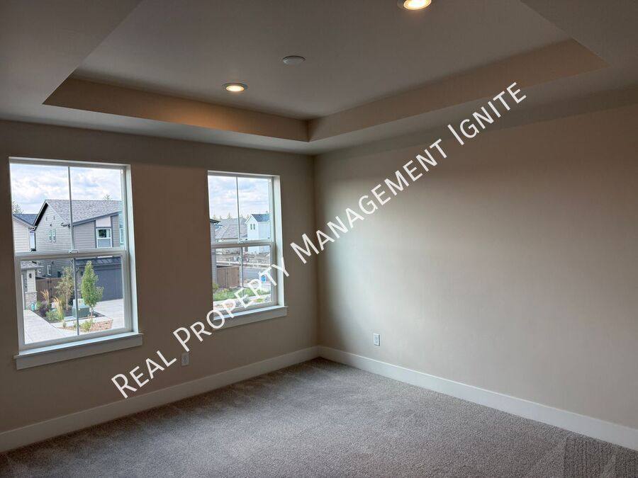 House for rent at 60948 SE Apollo Place, Bend, OR 97702