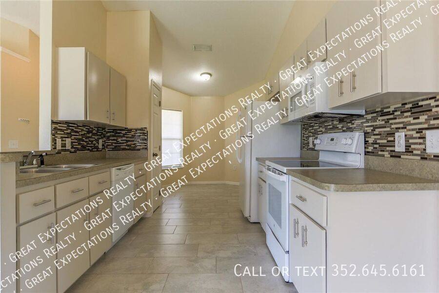 House for rent at 4691 SW 129th Place, Ocala, FL 34473