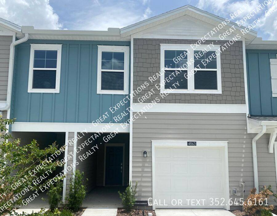 Townhouse for rent at 4863 SW 81st Loop, Ocala, FL 34476