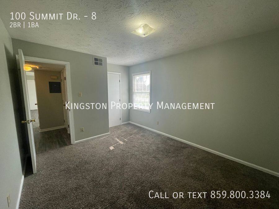 Apartment for rent at 100 Summit Dr #8, Mount Sterling, KY 40353