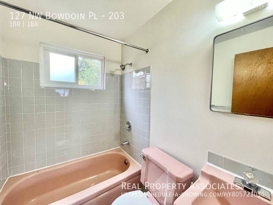 Apartment for rent at 127 NW Bowdoin Place #203, Seattle, WA 98107