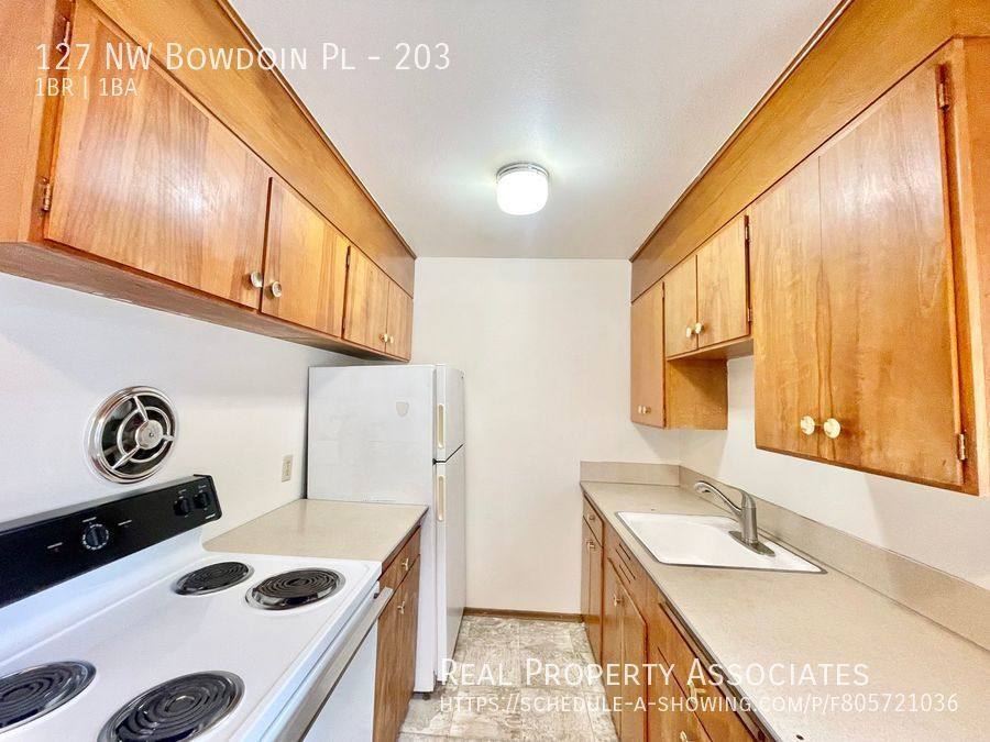 Apartment for rent at 127 NW Bowdoin Place #203, Seattle, WA 98107